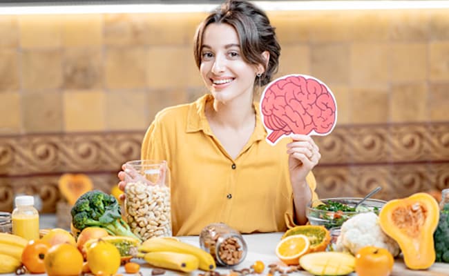 Follow These Diet Tips For Better Brain Health