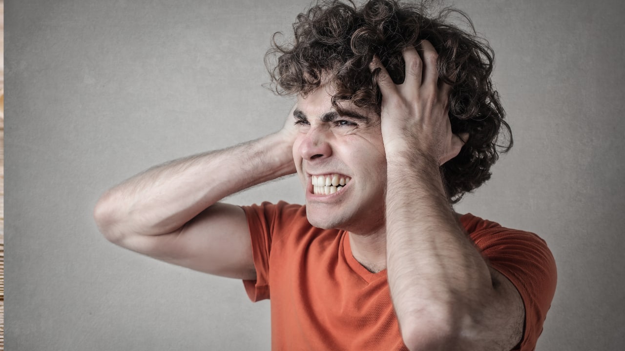 Reduce your stress instantly with these 14 healthy foods