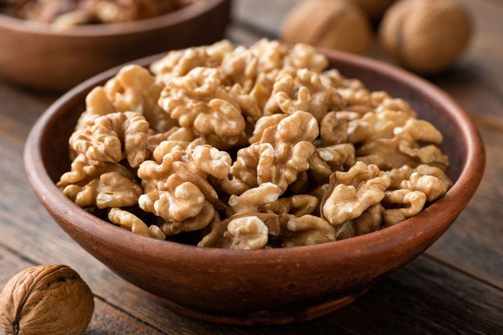 Your Guide To The Best and Worst Foods For Your Skin