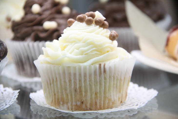 A healthy diet with less sugar helps you stay young, according to research