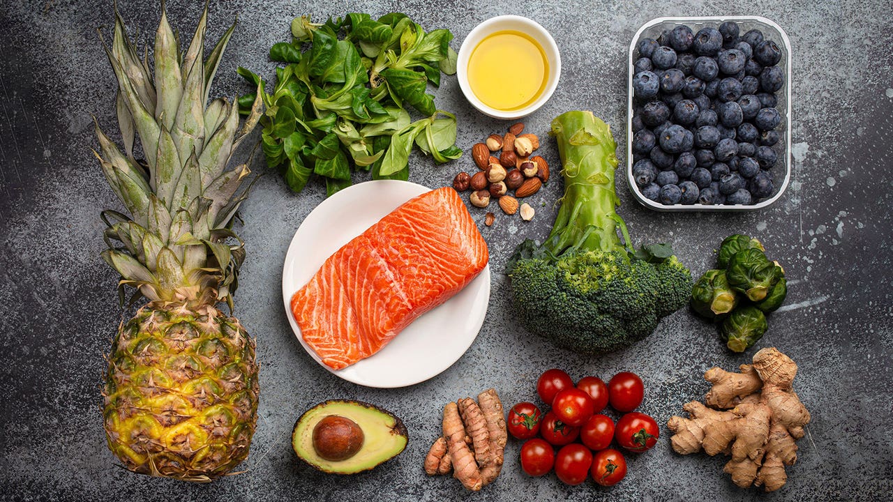 Dementia Risk Dropped With Anti-Inflammatory Diet for Certain Patients
