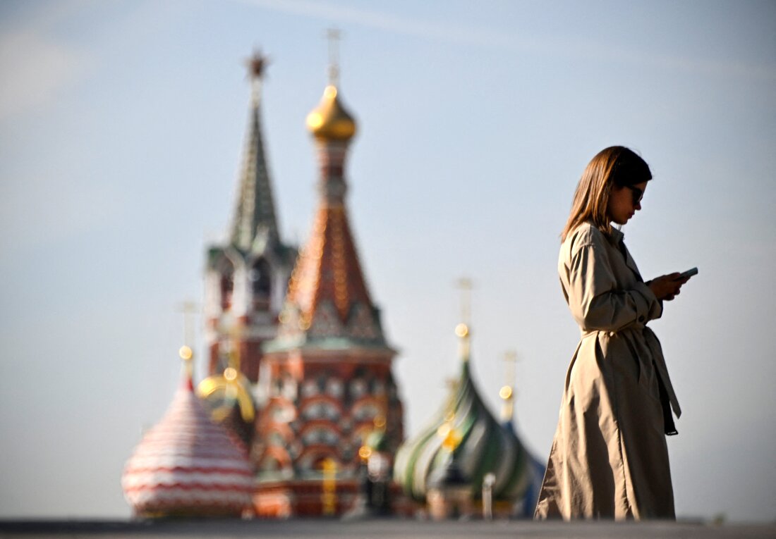 U.S. officials say Russia is embracing AI for its election influence efforts