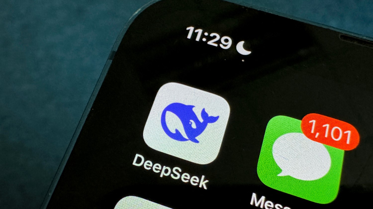 Chinese AI startup DeepSeek hits markets and puts ChatGPT on notice